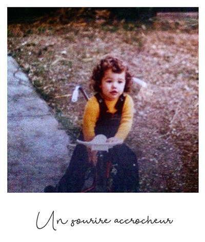 Un sourire accrocheur